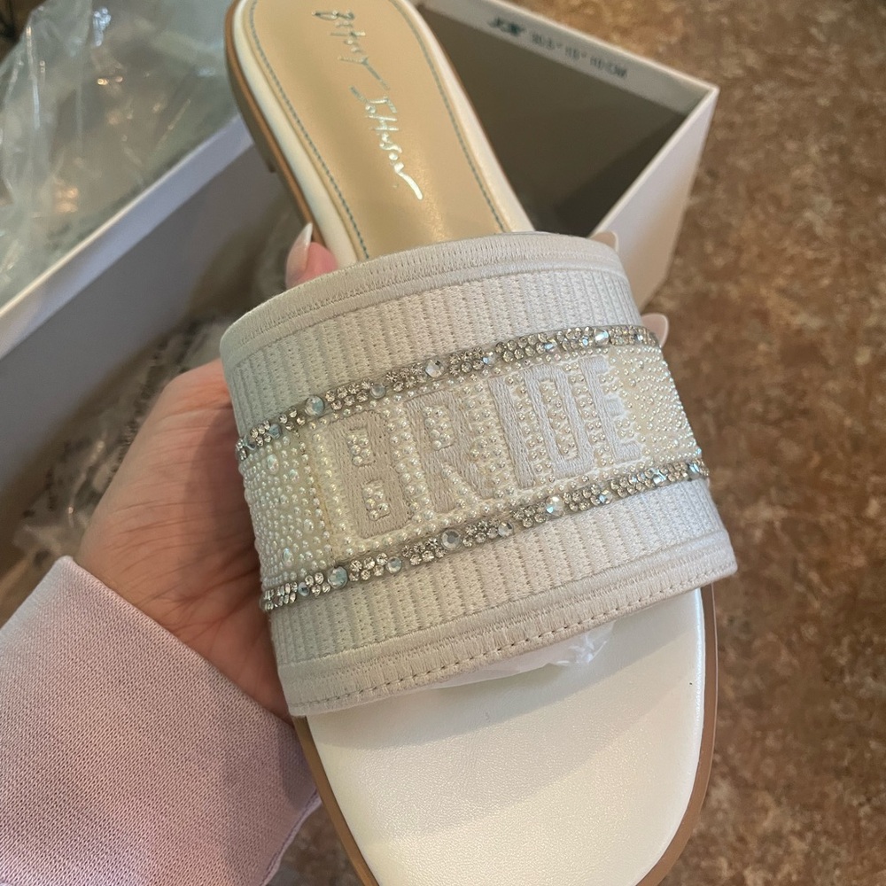 Betsey Johnson Cream BRIDE Sandals